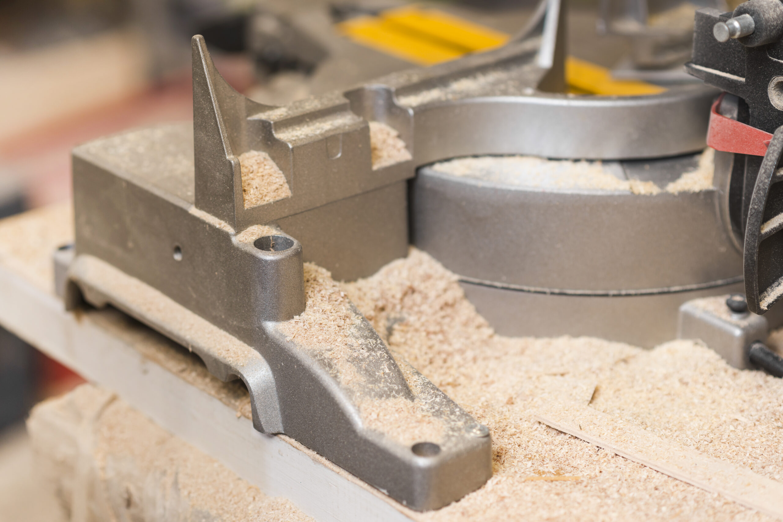saw-dust-near-power-tool-workbench